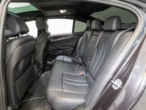 Used 2019 BMW 530i xDrive w/ Convenience Package image 30