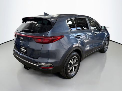 Used 2020 Kia Sportage LX image 9