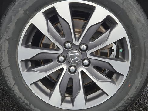 Certified 2024 Honda Odyssey EX-L image 11