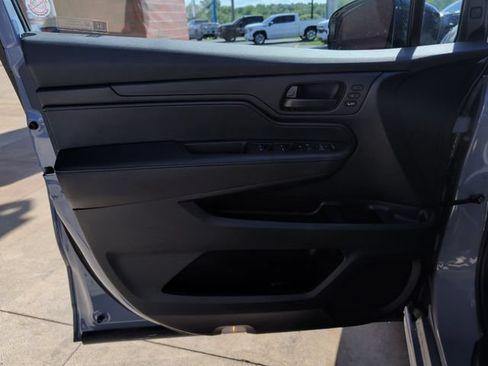 Used 2025 Honda Odyssey Sport-L image 13