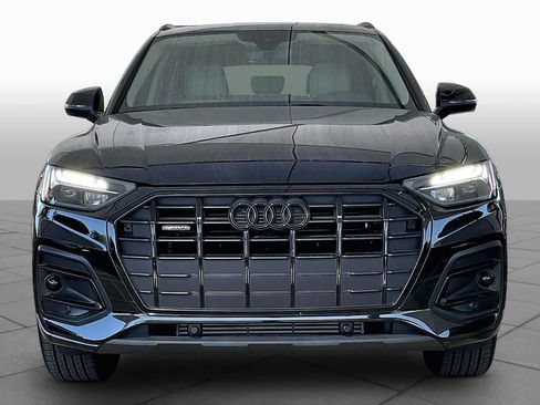 Used 2025 Audi Q5 2.0T Premium w/ Convenience Plus Package AWD/4WD image 4