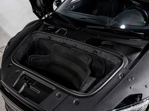 Used 2014 Audi R8 V8 w/ Full Leather Package image 40