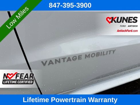 Used 2025 Toyota Sienna LE image 23