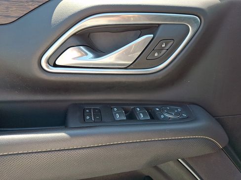 Certified 2024 Chevrolet Suburban Premier AWD/4WD image 14