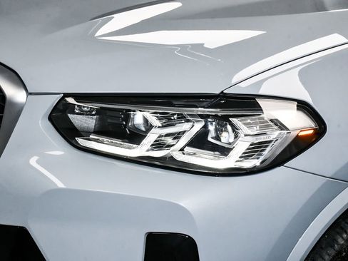 Used 2023 BMW X4 xDrive30i w/ M Sport Package image 76