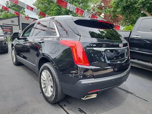 Used 2017 Cadillac XT5 Luxury w/ Driver Awareness Package AWD/4WD image 2