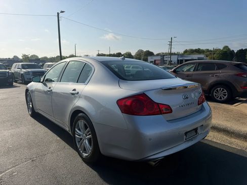Used 2011 INFINITI G37 Journey w/ Premium Pkg image 5