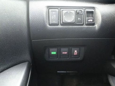 Used 2015 Nissan Sentra SV image 13