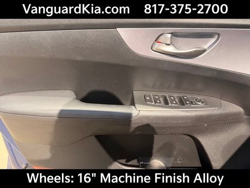 Certified 2022 Kia Forte LXS w/ LXS Technology Package FWD image 17