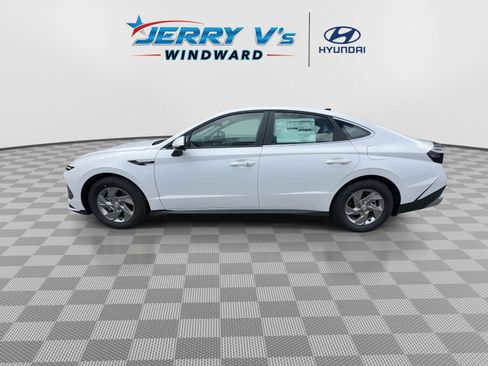 New 2026 Hyundai Sonata SE FWD image 5