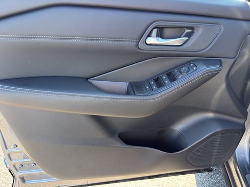 New 2026 Nissan Rogue SV image 13