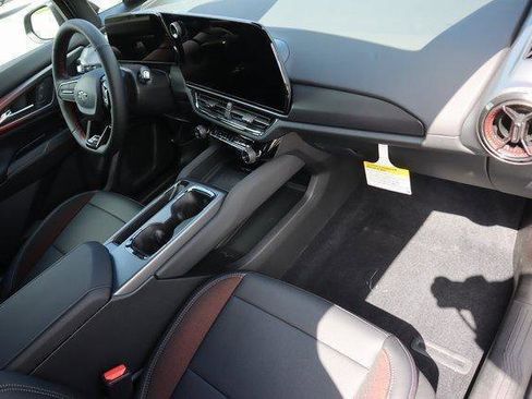 New 2026 Chevrolet Equinox EV RS image 27