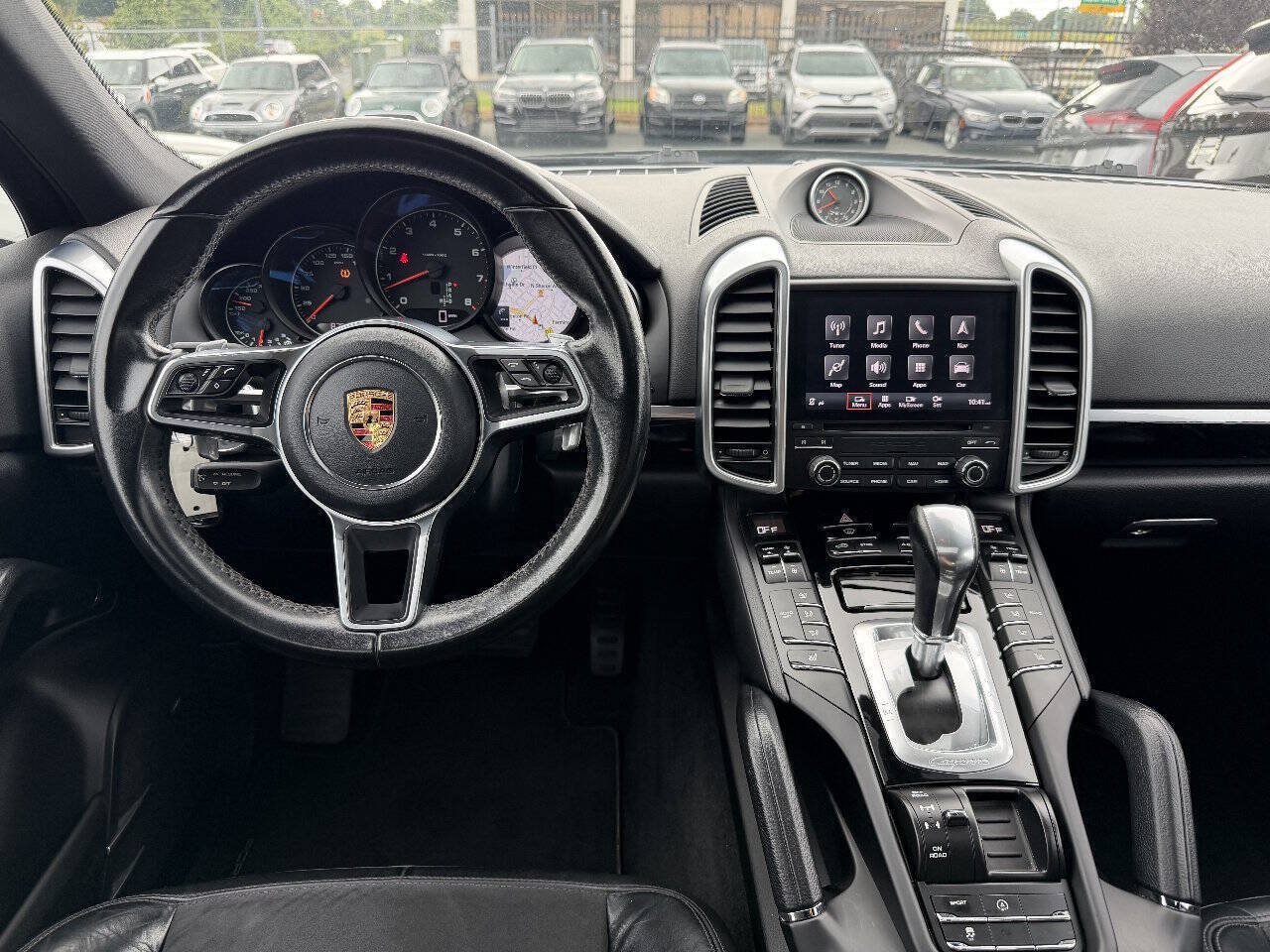 Used 2017 Porsche Cayenne Platinum Edition AWD/4WD image 19