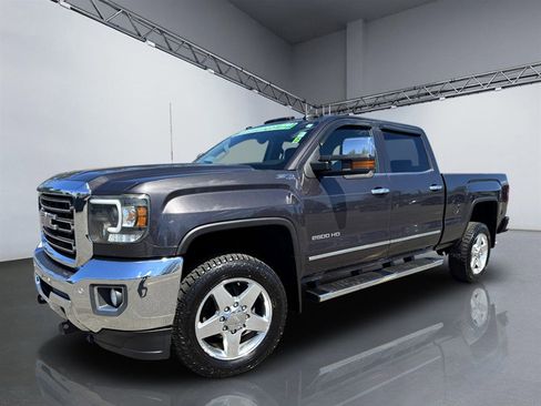 Used 2015 GMC Sierra 2500 SLT w/ Driver Alert Package image 31