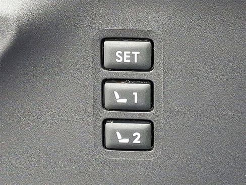 Certified 2023 Subaru Ascent Limited image 26