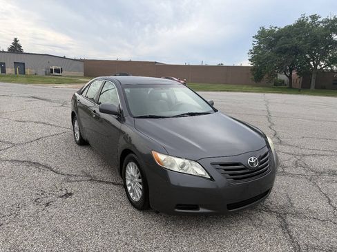 Used 2007 Toyota Camry LE FWD image 6