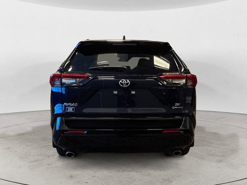 New 2025 Toyota RAV4 SE image 4