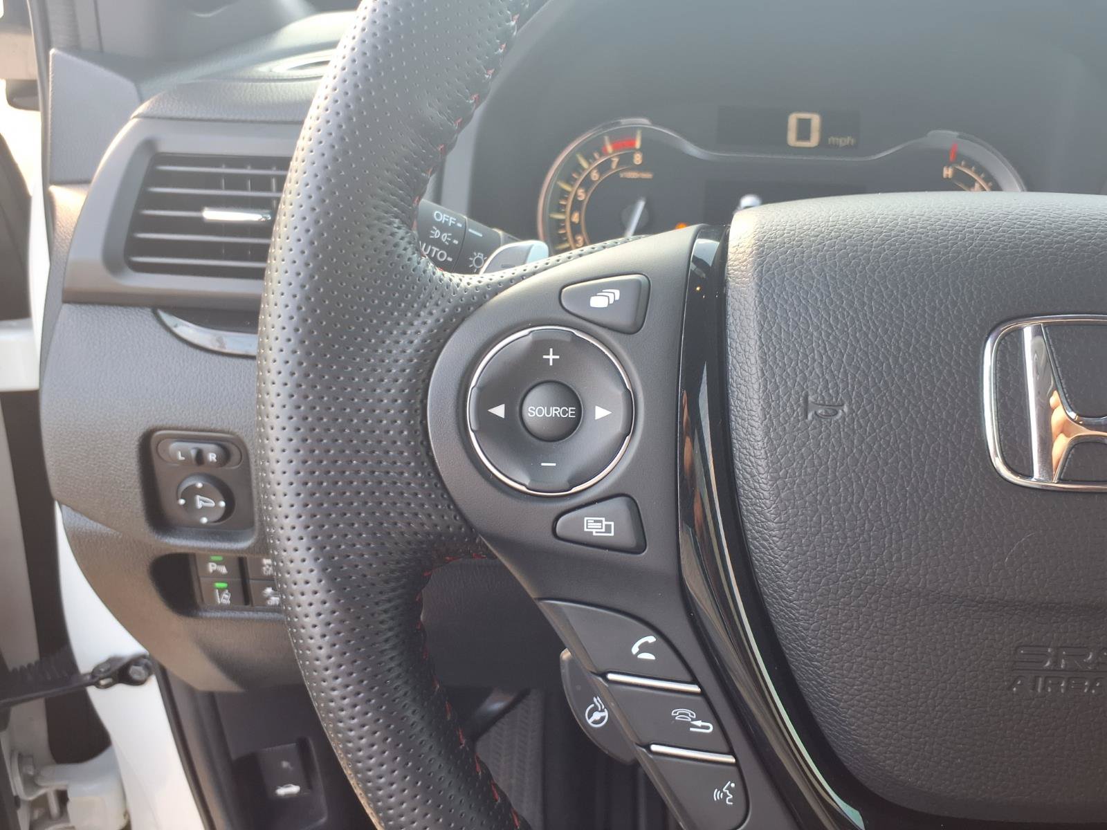 Used 2023 Honda Ridgeline Black Edition image 15