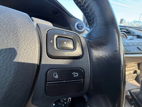 Used 2016 Lexus NX 300h AWD w/ Premium Package image 21