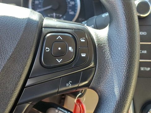 Used 2017 Toyota Camry LE image 24