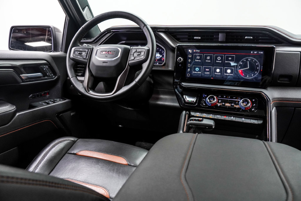 Used 2023 GMC Sierra 1500 AT4 w/ Technology Package AWD/4WD image 25