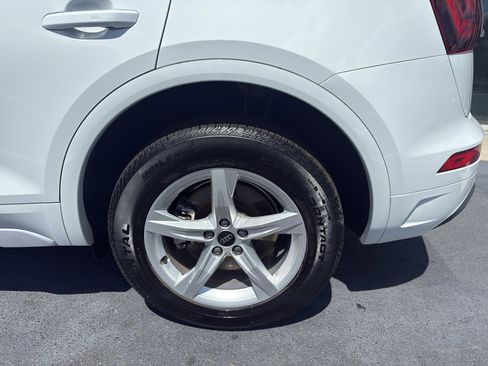 Used 2023 Audi Q5 2.0T Premium w/ Convenience Package AWD/4WD image 8