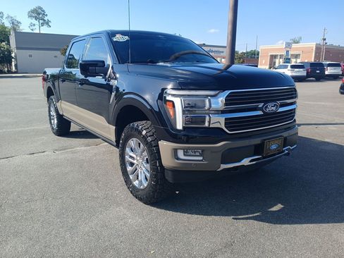 Used 2025 Ford F150 King Ranch w/ FX4 Off-Road Package AWD/4WD image 3