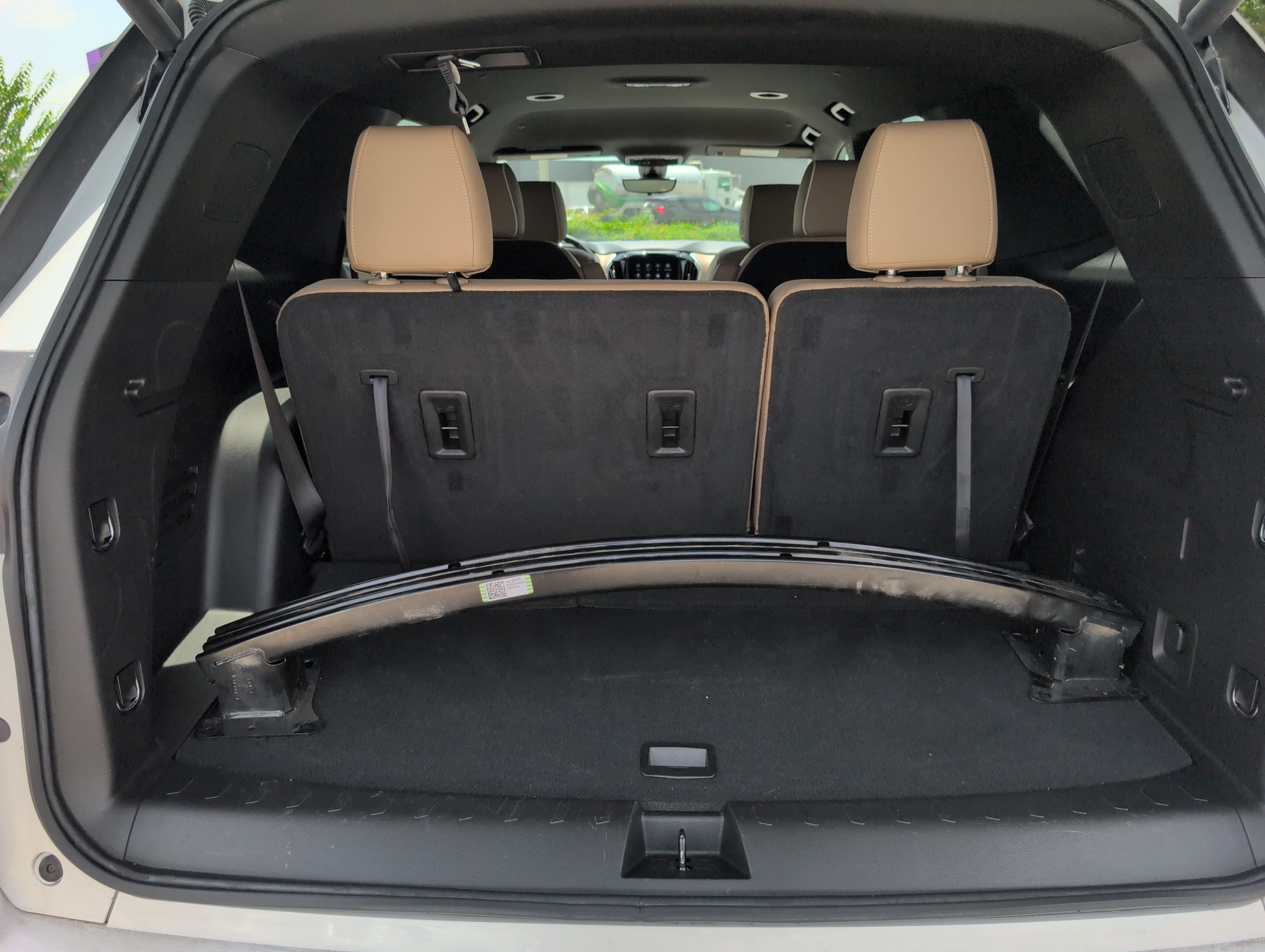 Used 2023 Chevrolet Traverse Premier FWD image 5