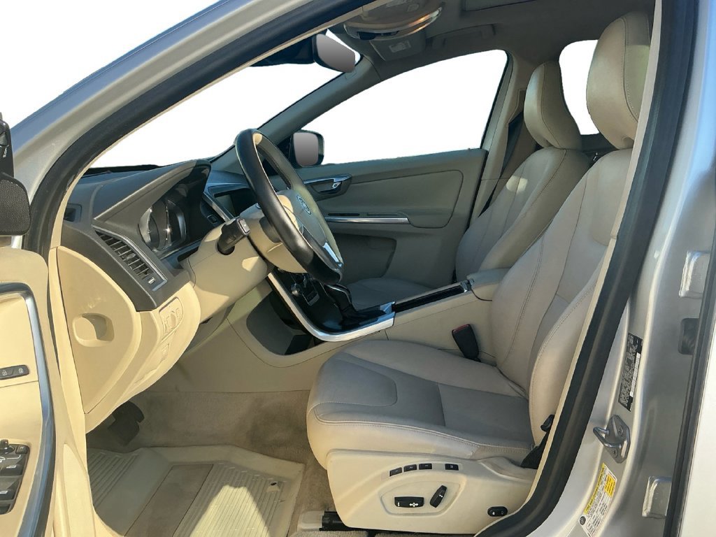 Used 2016 Volvo XC60 T5 Premier FWD image 14