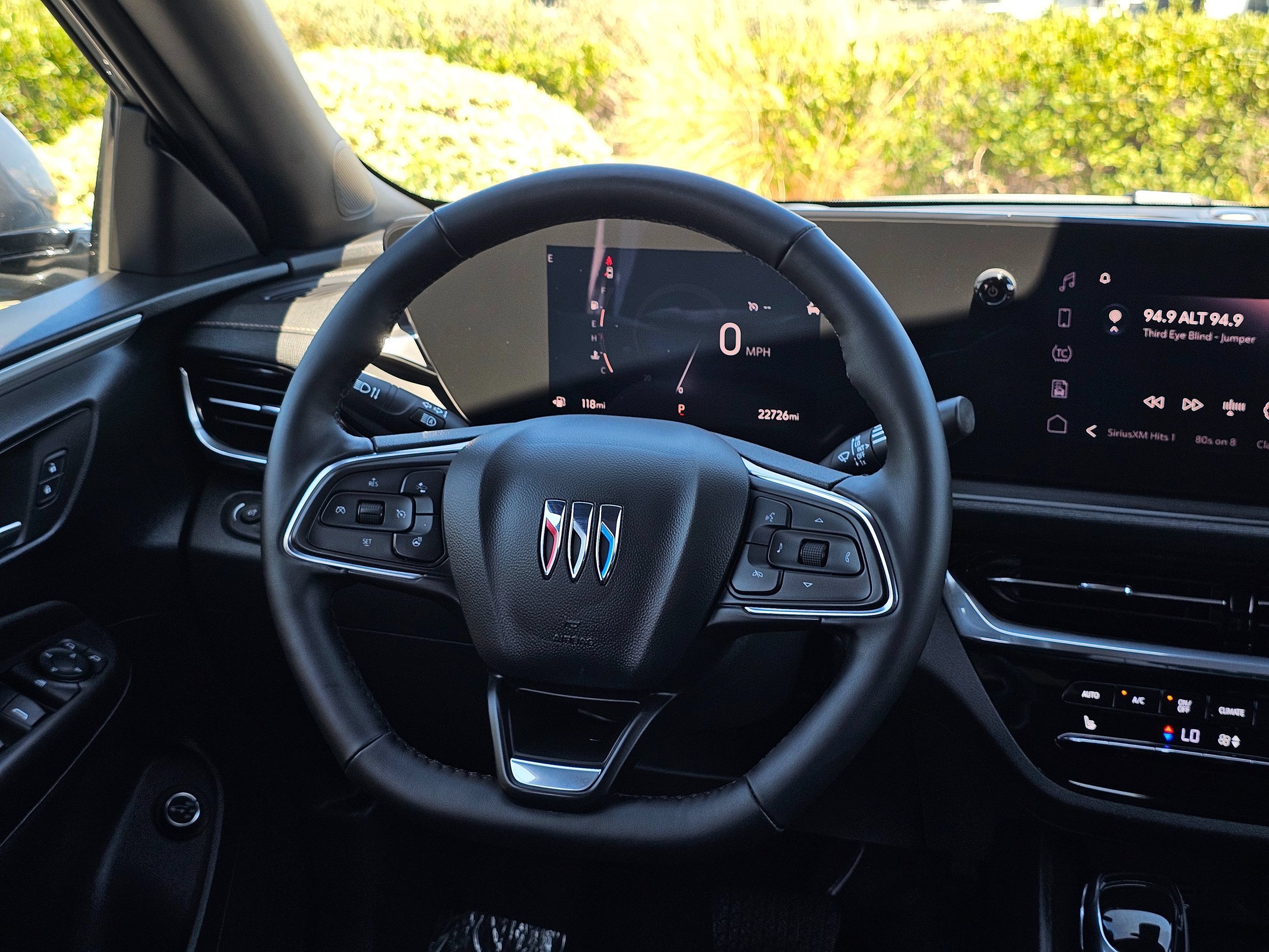 Used 2024 Buick Envista Avenir FWD image 25