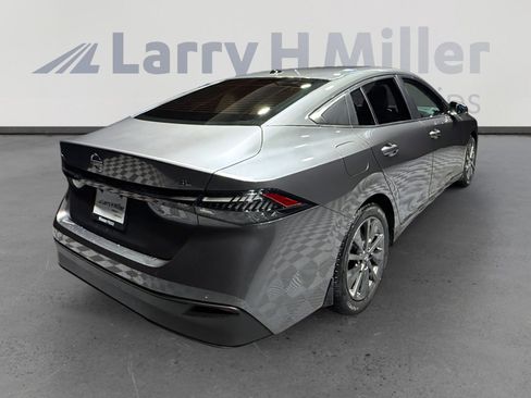 New 2026 Nissan Sentra SL w/ Floor Mat Package image 5