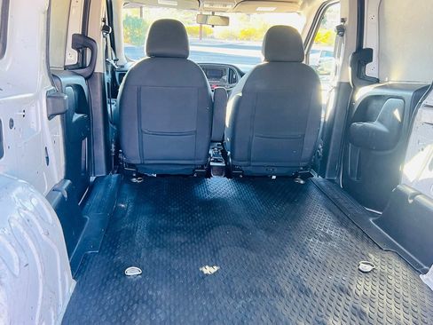 Used 2016 RAM ProMaster City Tradesman image 5