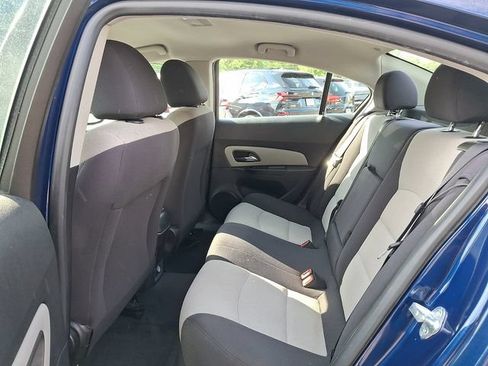 Used 2013 Chevrolet Cruze LS FWD image 11