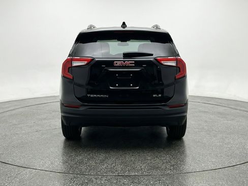 Used 2024 GMC Terrain SLE FWD image 7