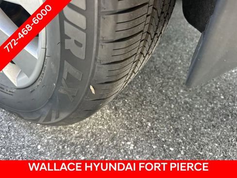 Used 2024 Hyundai Palisade SEL FWD image 14