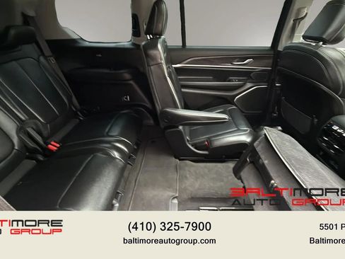 Used 2022 Jeep Grand Cherokee L Limited AWD/4WD image 23