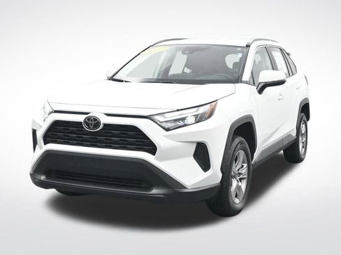 Used 2024 Toyota RAV4 XLE image 2