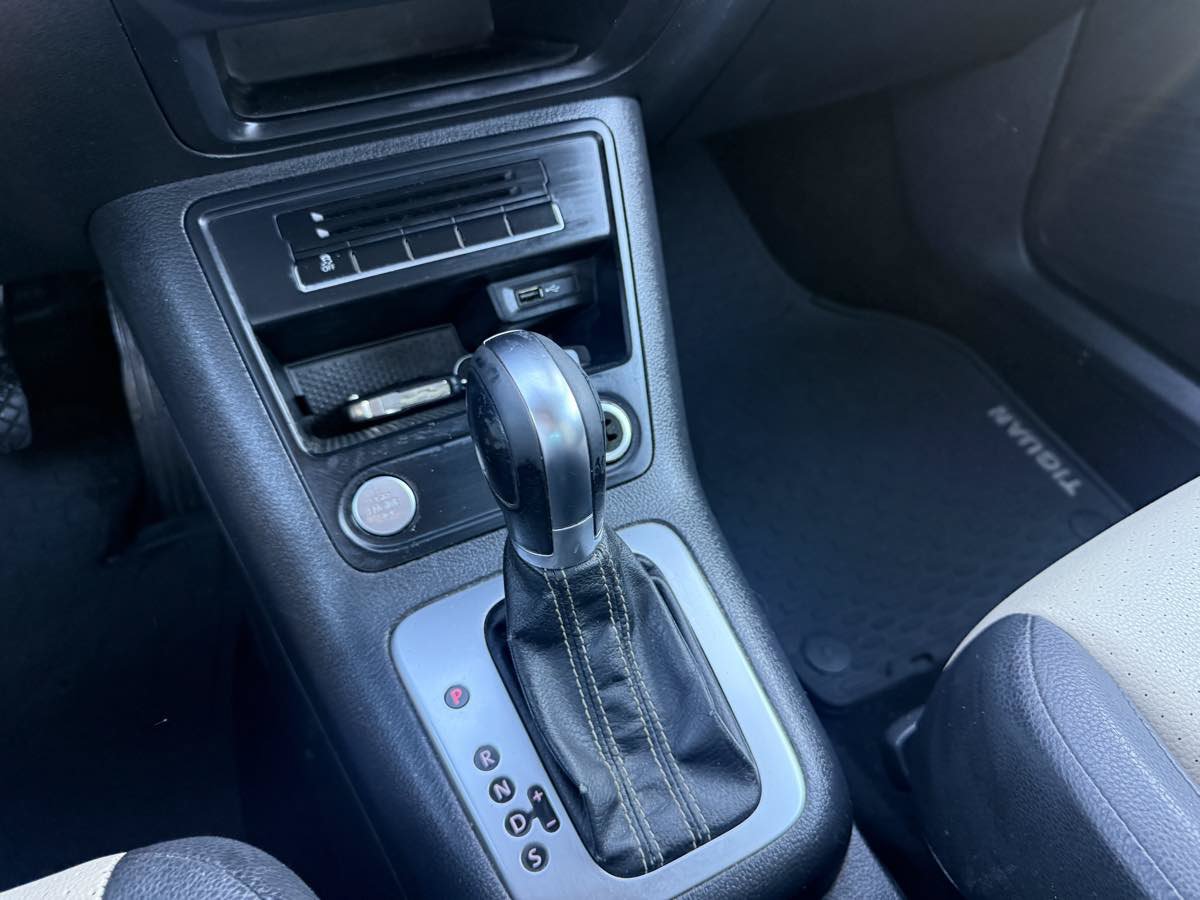 Used 2016 Volkswagen Tiguan S FWD image 29