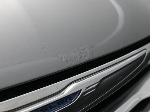 Used 2014 Chrysler Town & Country Touring-L FWD image 50