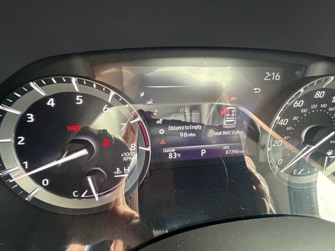 Used 2020 Toyota Highlander Platinum image 14