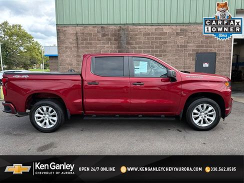 Used 2020 Chevrolet Silverado 1500 Custom w/ Custom Value Package AWD/4WD image 1