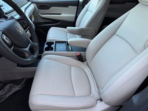 New 2026 Honda Odyssey EX-L image 13