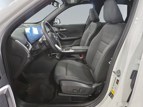 Used 2023 BMW X1 xDrive28i w/ Premium Package AWD/4WD image 7