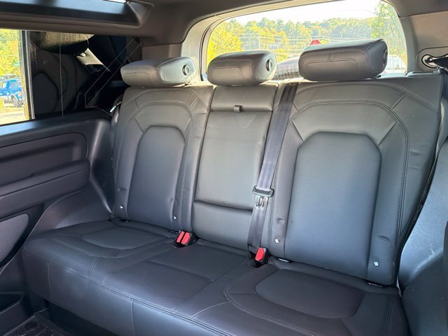 Used 2023 Land Rover Defender 90 V8 AWD/4WD image 15