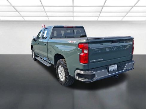 Used 2025 Chevrolet Silverado 1500 LT w/ Safety Package AWD/4WD image 5