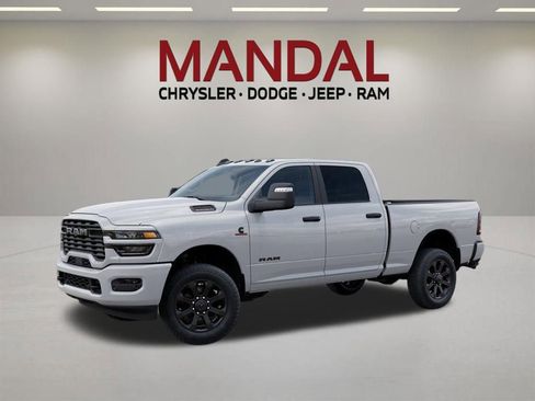 New 2026 RAM 2500 Big Horn AWD/4WD image 2