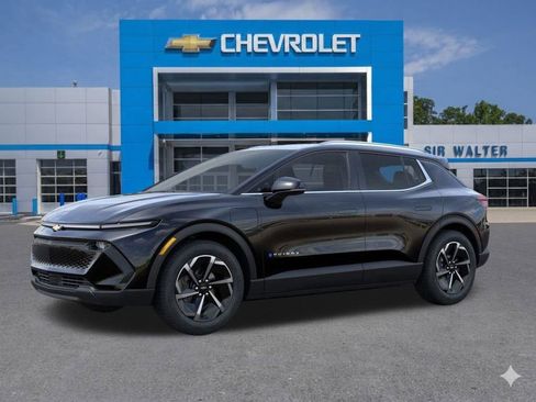 New 2026 Chevrolet Equinox EV LT image 3