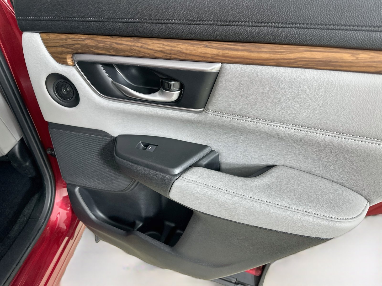 Used 2021 Honda CR-V Touring image 40