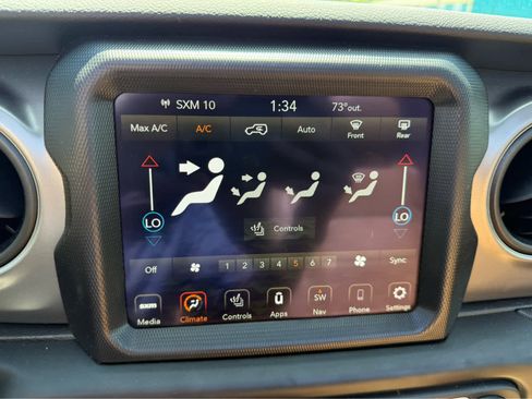 Used 2023 Jeep Wrangler Unlimited w/ Sun & Screen Package AWD/4WD image 23