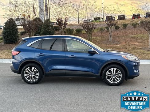 Used 2022 Ford Escape SEL w/ Technology Package image 7